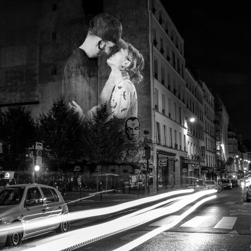 portraits-of-love-birds-kissing-in-the-streets-of-paris-02